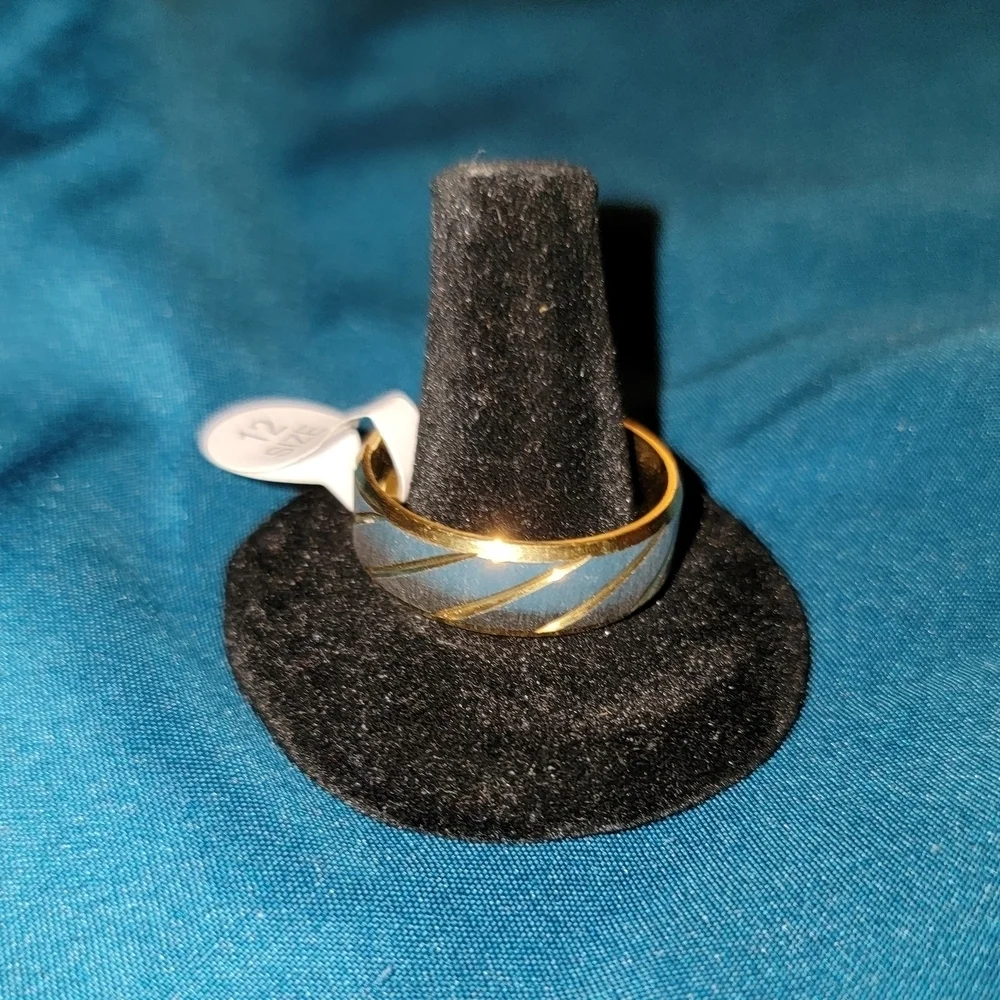 New Elegant Gold and Silver Men's  Titanium Steel Ring